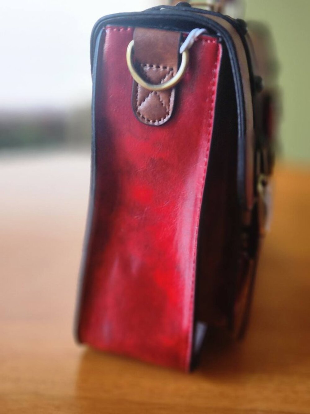 NWT Gorgeous Ecosusi Vegan Leather Briefcase with Handle and Shoulder Strap - Picture 7 of 7